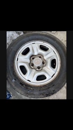 1 X 205/65r15 5x4.5 5x114.3 Stock Tacoma Civic Camry Mustang Altima Tacoma rim Wheel 90% Treads Tire !!