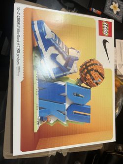 Lego Nike Dunk Set 43008