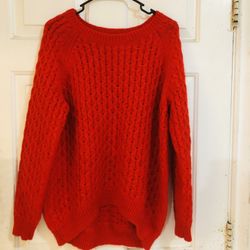 Brand New Sweaters For Women, Good For Upcoming Holidays , You Can Mix With White / Black Skinny Jeans And Boot, Pick up near Ocala and King rd SJ C