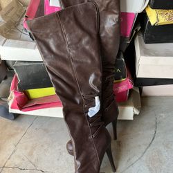Brown Knee-High Heeled Boots