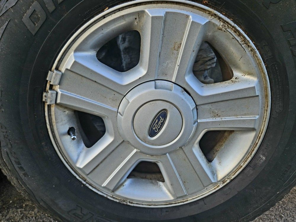 265/70 R17 F-150 tires + Rims