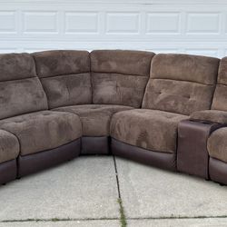 Beautiful Brown Reclining Sectional Couch!😍