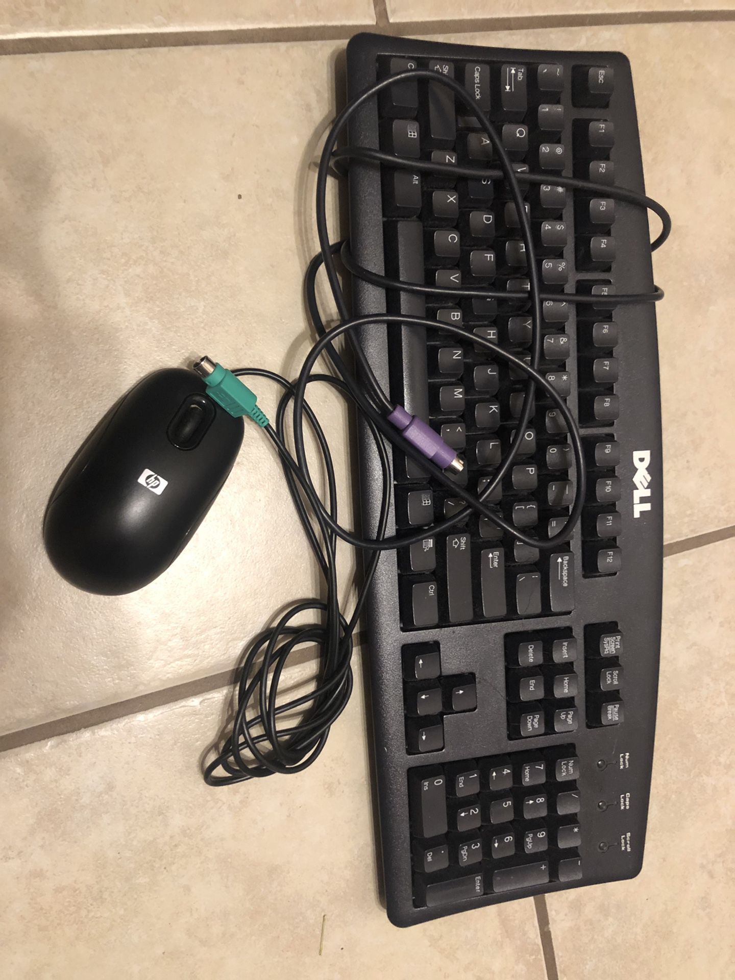 DELL Keyboard and computer mouse set