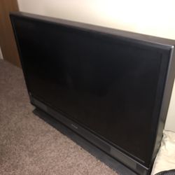 Samsung 49’ TV 