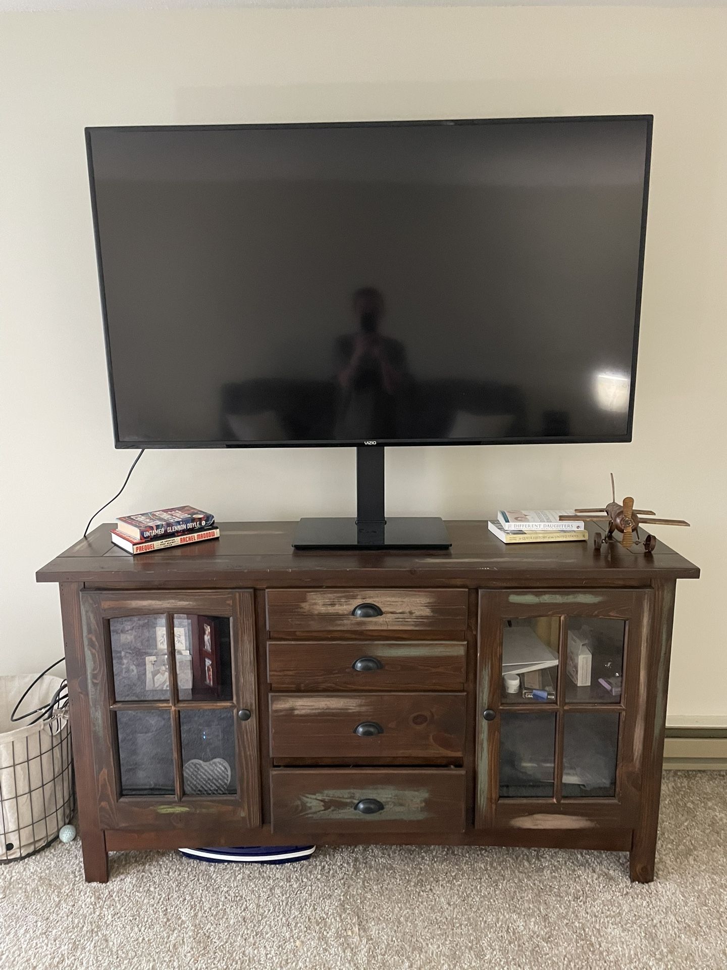 60” Smart TV With Adjustable TV Stand Included 