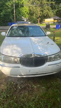 1999 Lincoln Town Car