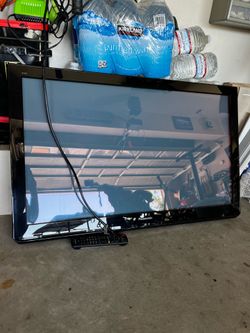 Free TV - 25” x 40”