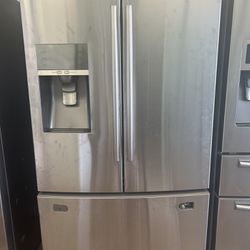 Samsung French door refrigerator $325  Delivery available for small Fee🚛