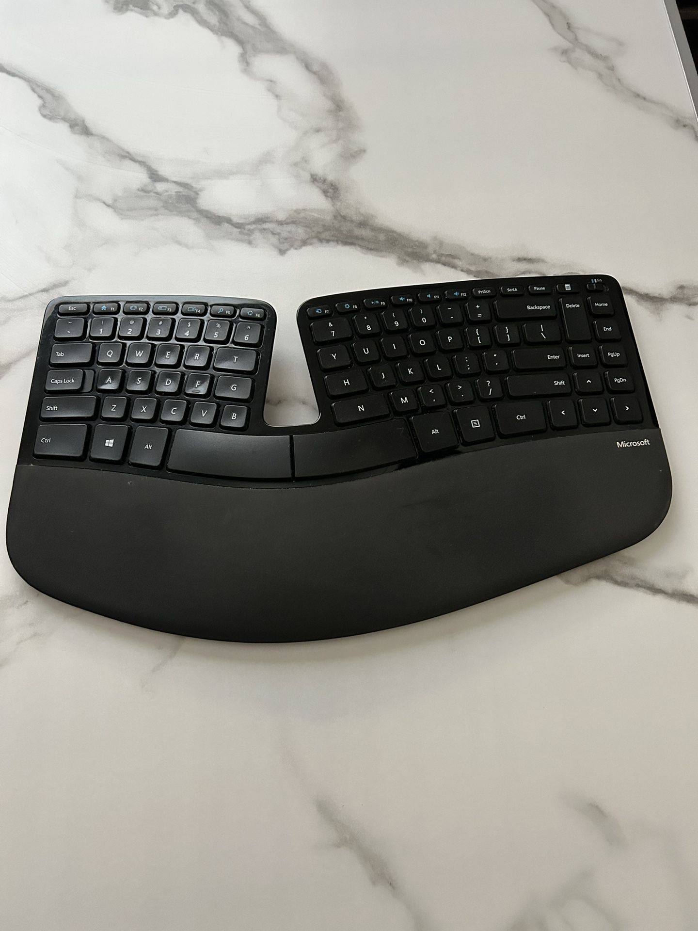 Microsoft Ergonomic Wireless Keyboard