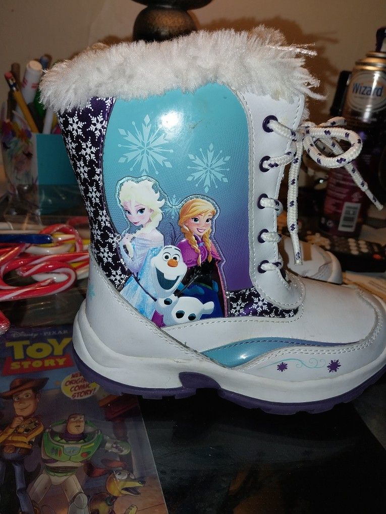 Girls Size 11 Snowboots