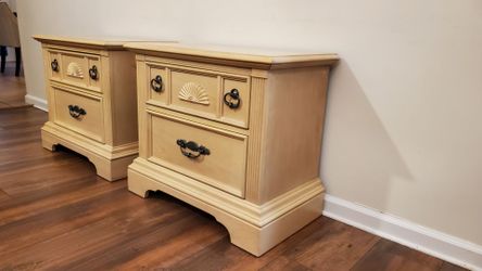 Stanley furniture Nightstands with Drawers
