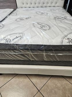 Queen mattress  Pillowtop  $219