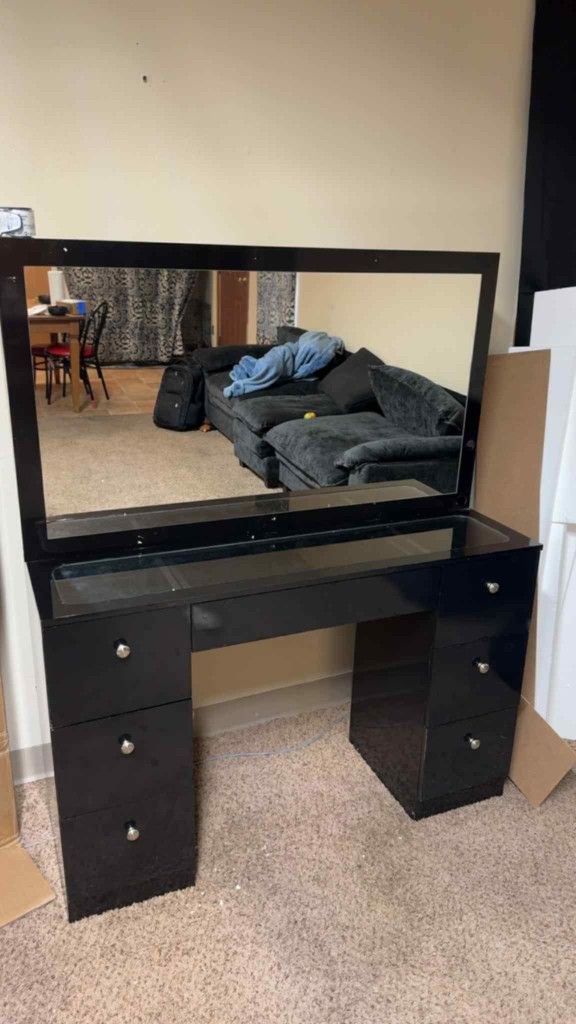 Seven Drawer Glass Top Vanity
