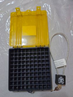 Gun lock new with keys and 100 round  9mm ammo case Brand New  Both For $20