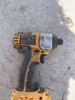 DEWALT 18V cordless 1/4"