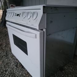 Free Stove For Recycling. Auburn Area