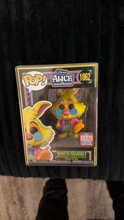 Funko Pop White Rabbit #1062 Limited Edition