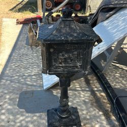 Mail Box 