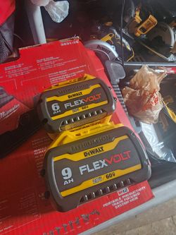 Firm Price🛑 Dewalt 20v-60v Flexbolt 9.0 $125 6.0 $95. Brand newopenbox/ Precio Firme 🛑