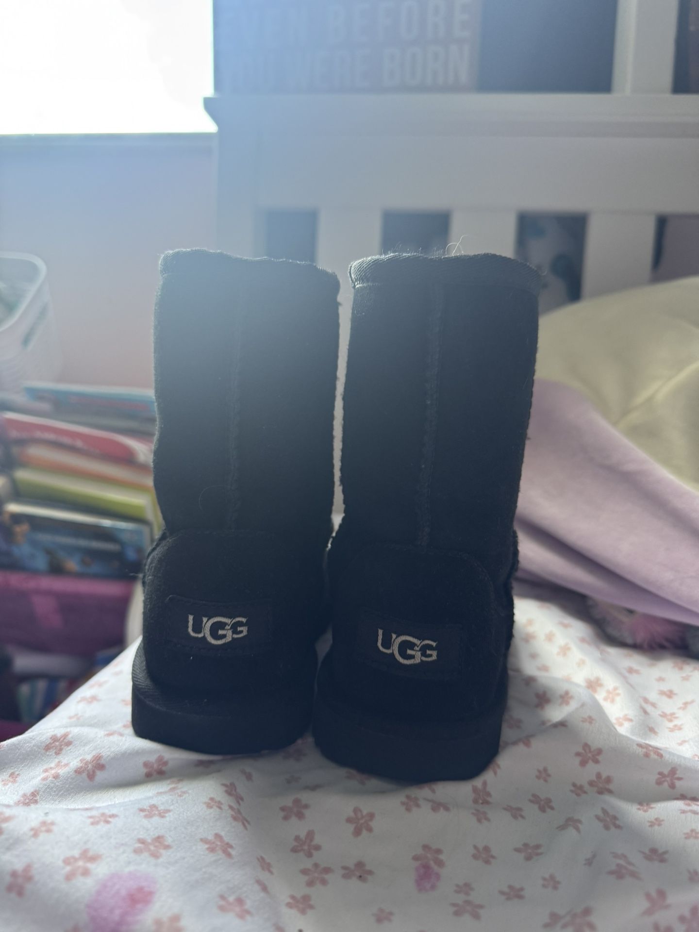 Black Uggs