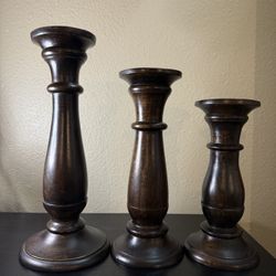 Set of 3 wooden candle holders