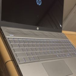 15” HP Pavilion Laptop i5 , 16gb ram, 256gb ssd
