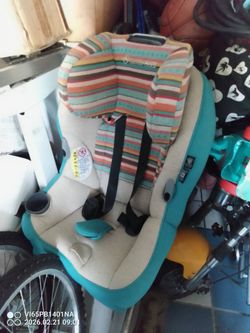 Bonito asiento para niños para carro barato $25 Dlls