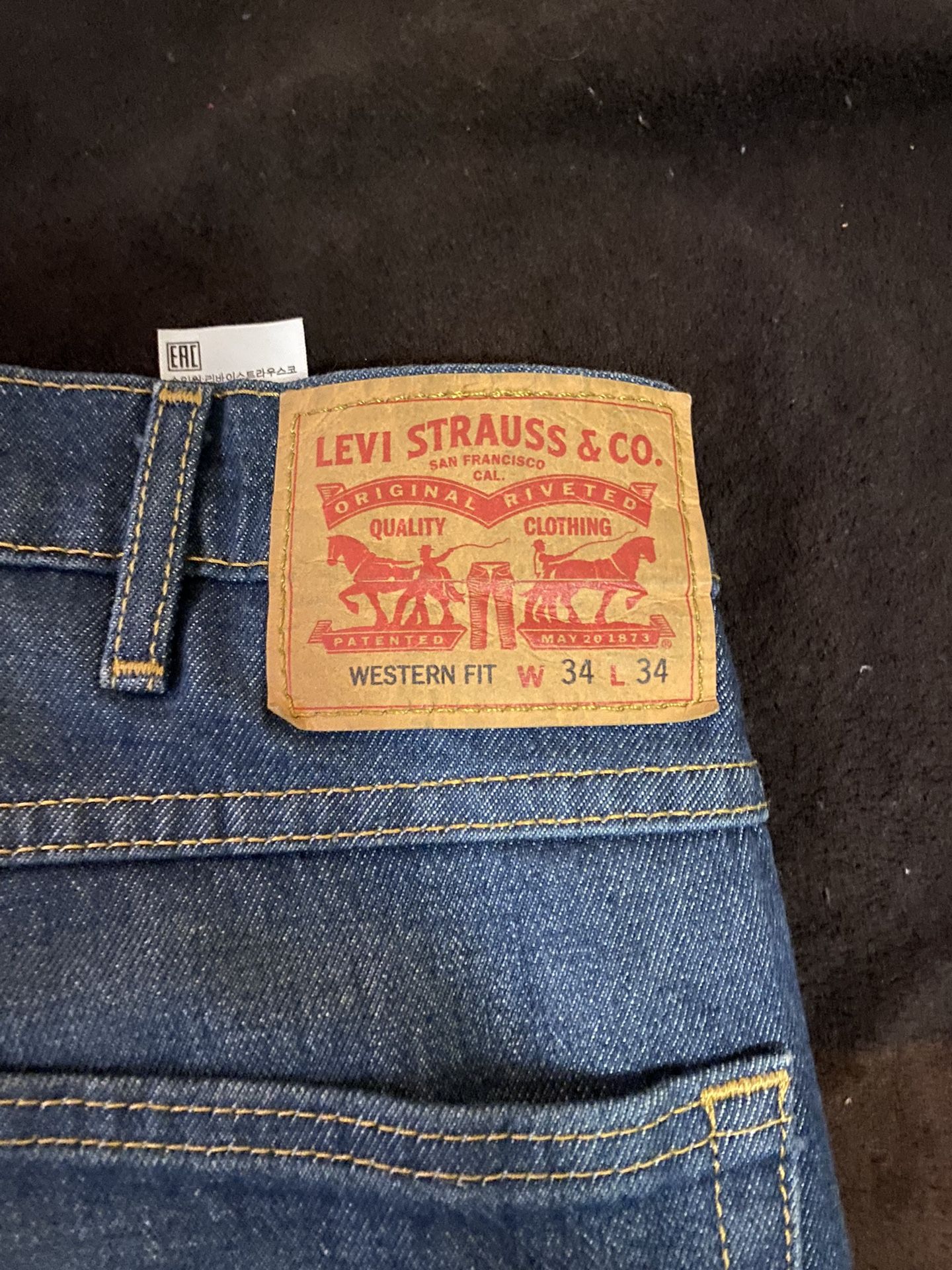 levis 