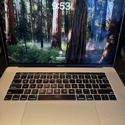 MacBook Pro 2019 (15-inch) i9 w/touchbar 16GB, 512SSD 