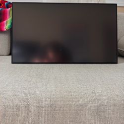 Dell UltraSharp U2723QE 27” 4K USB-C Monitor – Excellent Condition