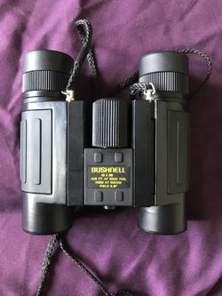 Bushnell compact bonoculars. Perfect condition