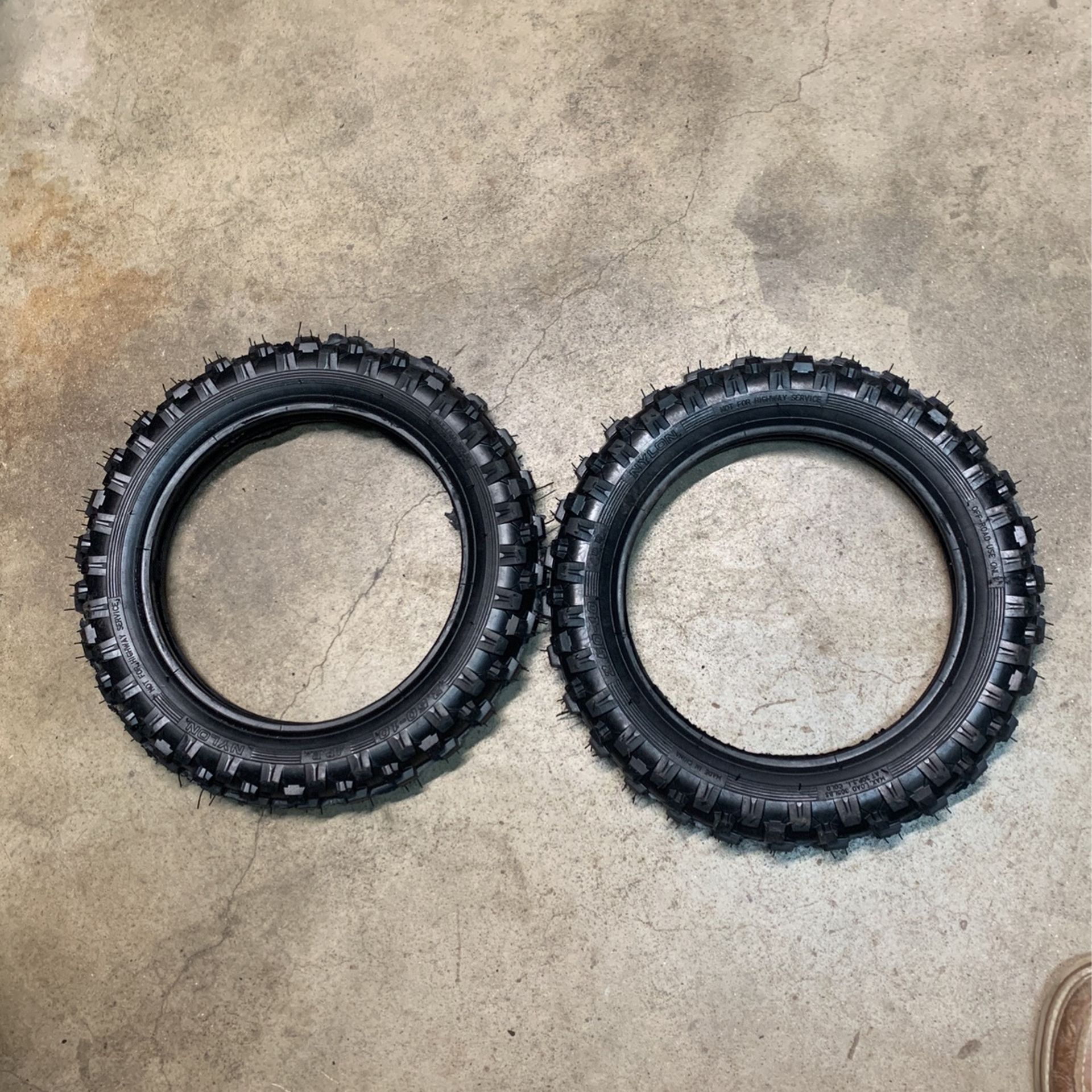 2.5”x10” Dirt bike Tires
