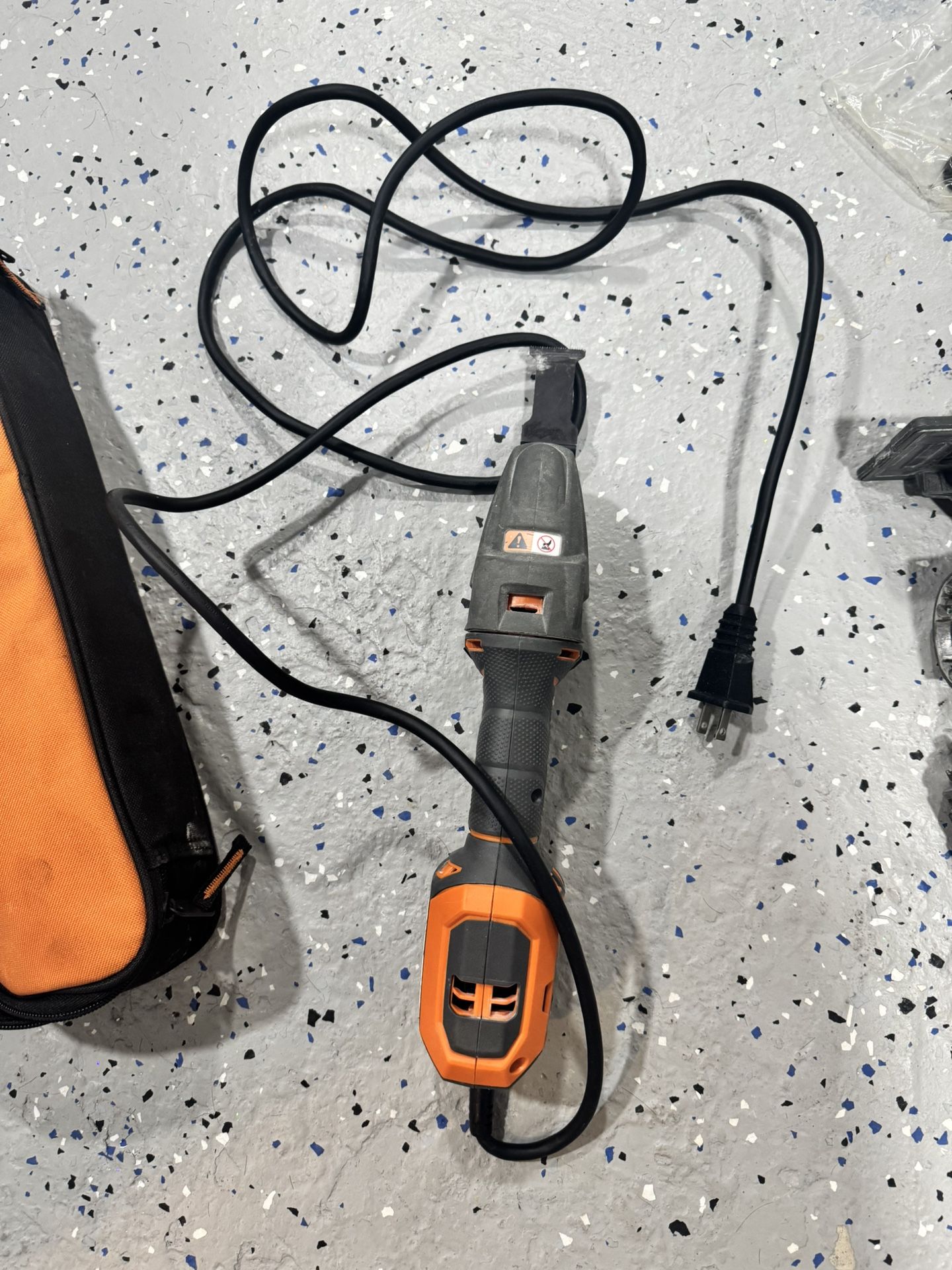 Ridgid Corded Multi Tool With Attachment.