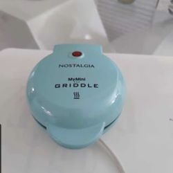 MyMini 19.6 Sq. In. Aqua Personal Electric Griddle