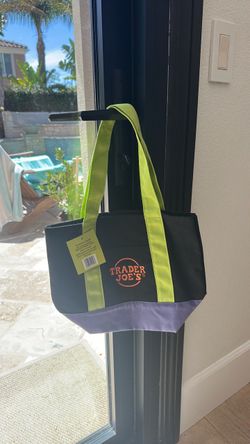 BRAND NEW Trader Joes mini tote