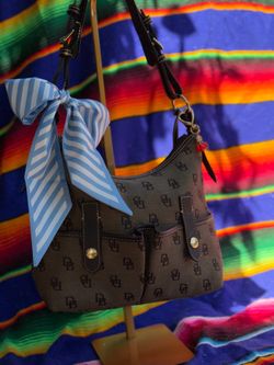 Dooney & Bourke