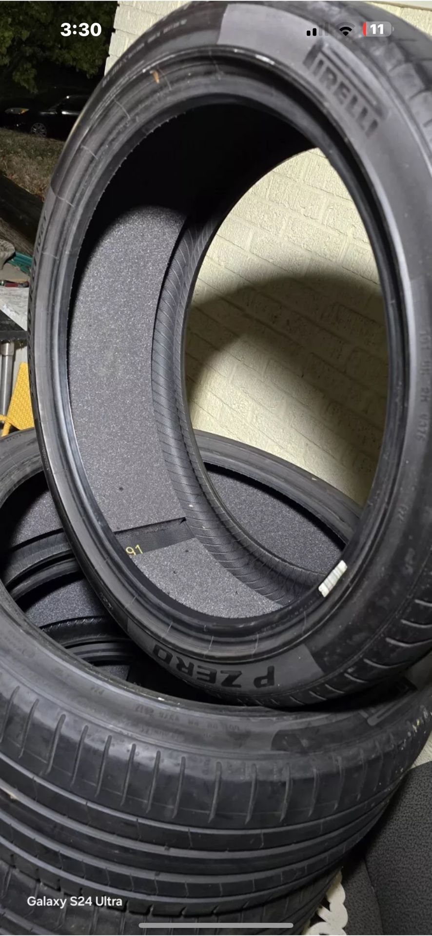 4 Pirelli 255/40 R21 P Zero PZ4 R01 PNCS 102Y 9.0/32nd Excellent Tread