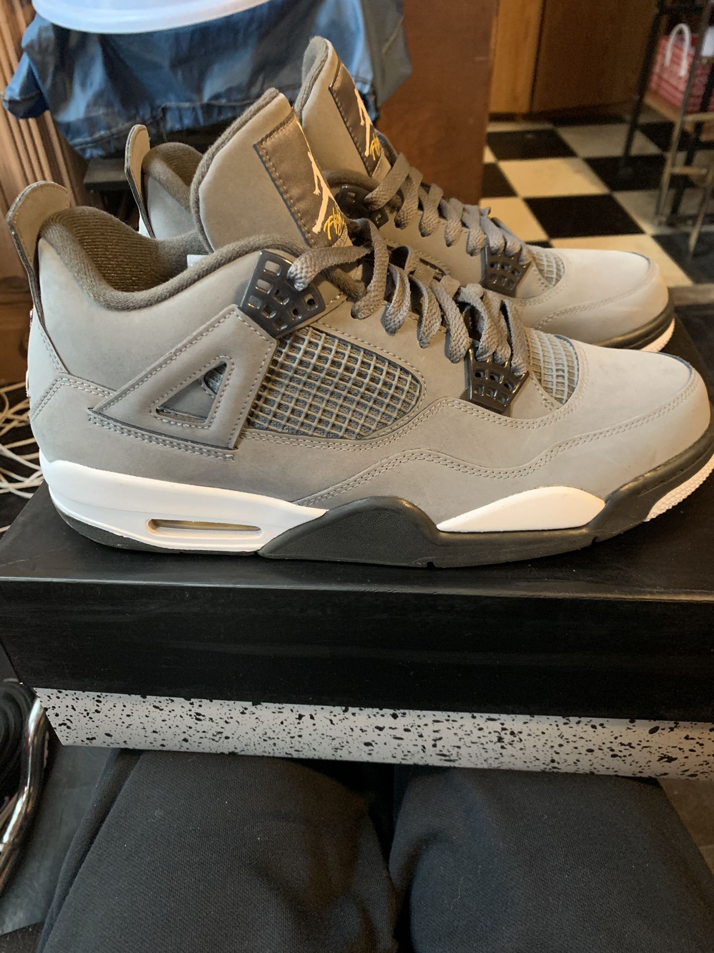 Air Jordan Cool Grey 4s Size 11.5
