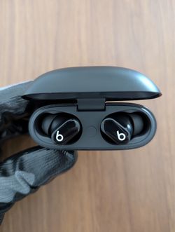 Beats Studio Buds – Model A2513 | Fully Functional