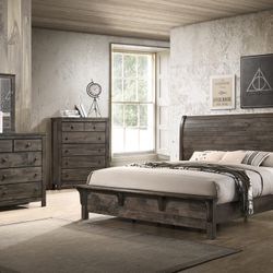 Mustang King / Queen Bedroom Set 5pc ( Bed, Dresser, Mirror, Chest, And Night Stand) - Delivery And Financing Available 