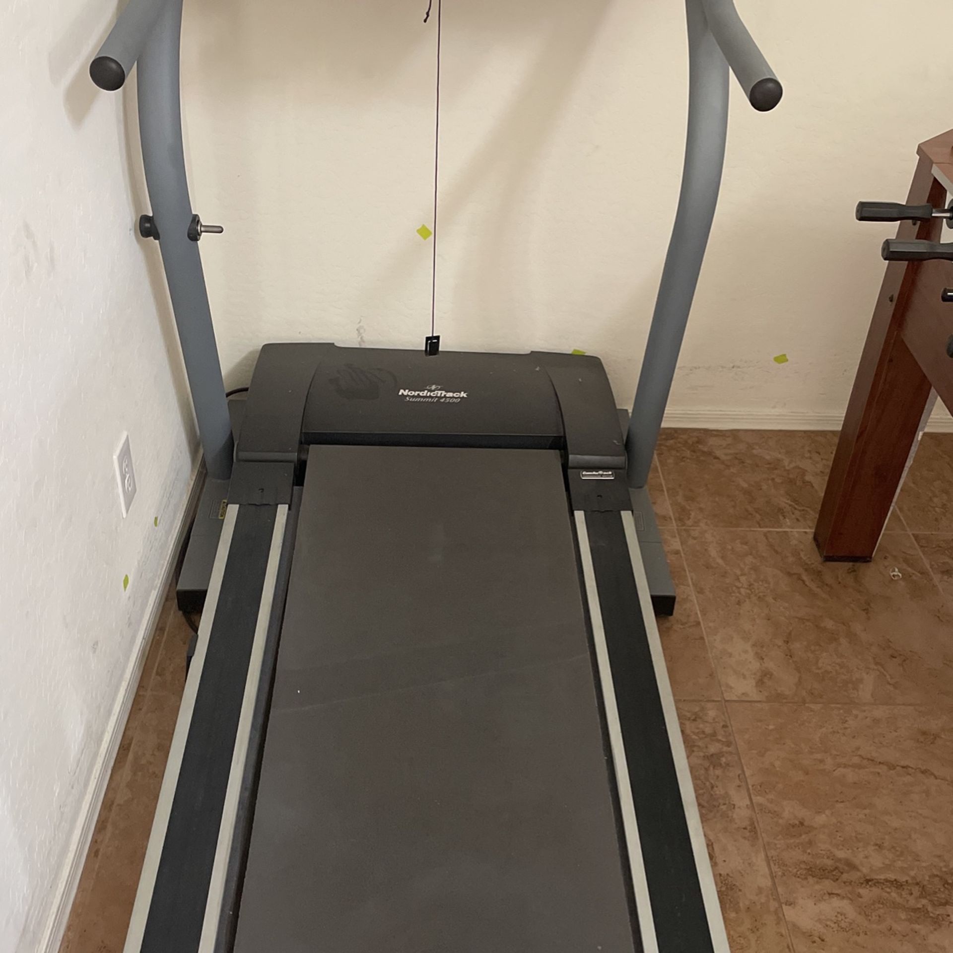 Gym Equipment Nordictrack Summit 4500 Treadmill Specifications