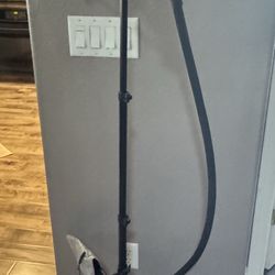 Clothes steamer
