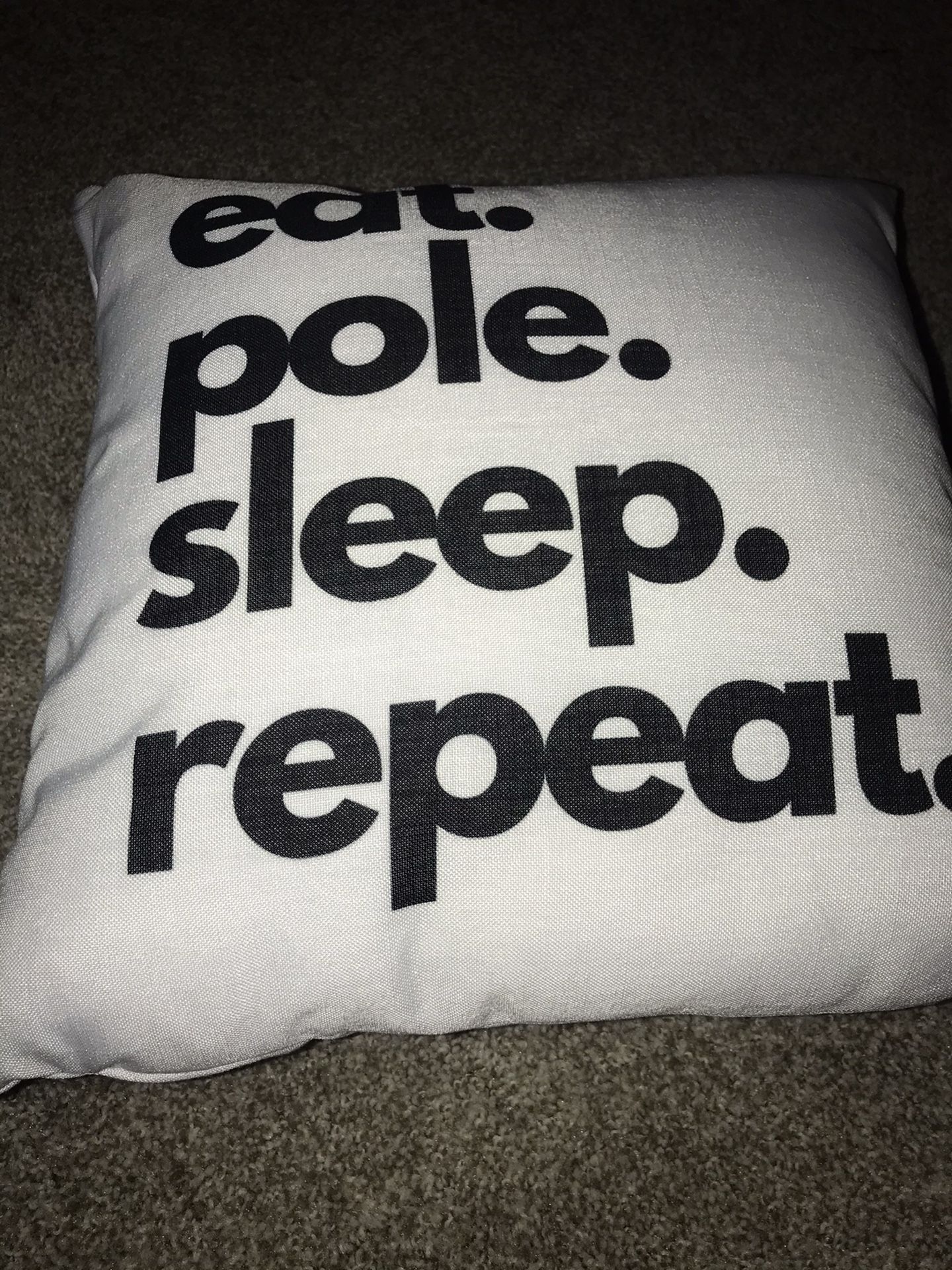 Pillow: Decorative