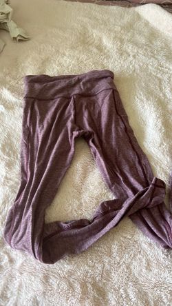 Lululemon leggings size 4