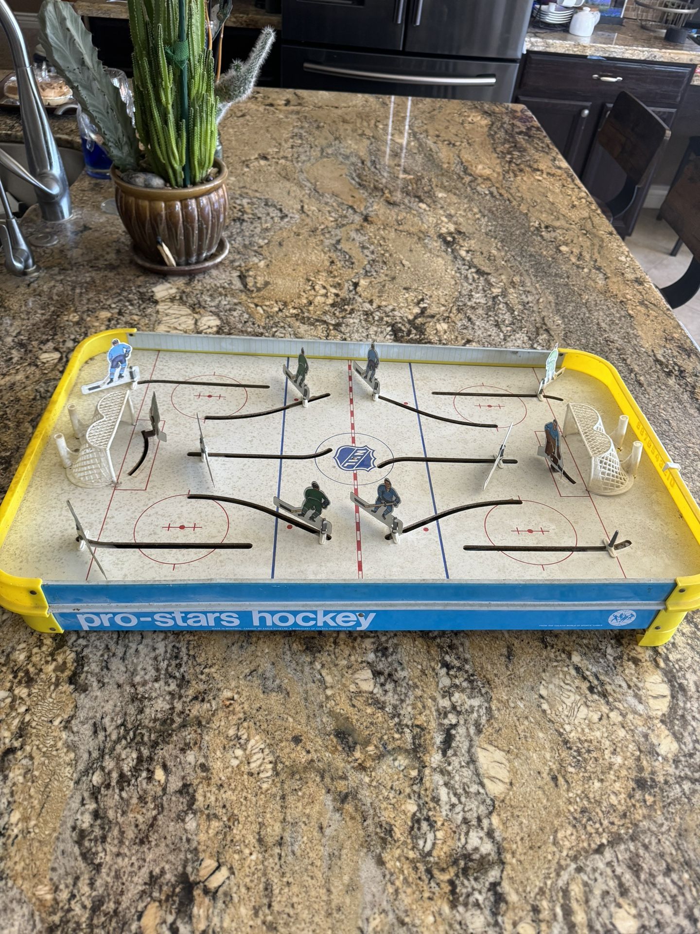 Coleco NHL Pro-Stars Hockey Table Game 5100 World Of Sports Games