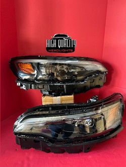 Jeep Cherokee 2019. 2023 headlights.
