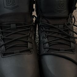 DC work shoes