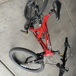Dynacraft 24 INCH B 18S Gauntlet RED Bike Bicycle for Sale in Glendale AZ OfferUp