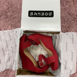 Bamboo Brand Wedges, Size 7.5. New In Box!
