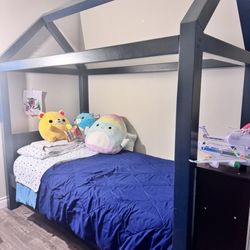 Housw Loft Bed For Kids 